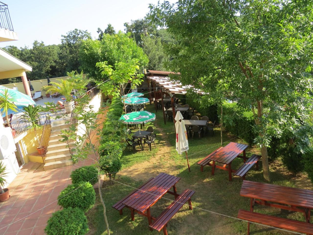 Family Hotel Dayana Beach ซิเนโมเร็ท ภายนอก รูปภาพ