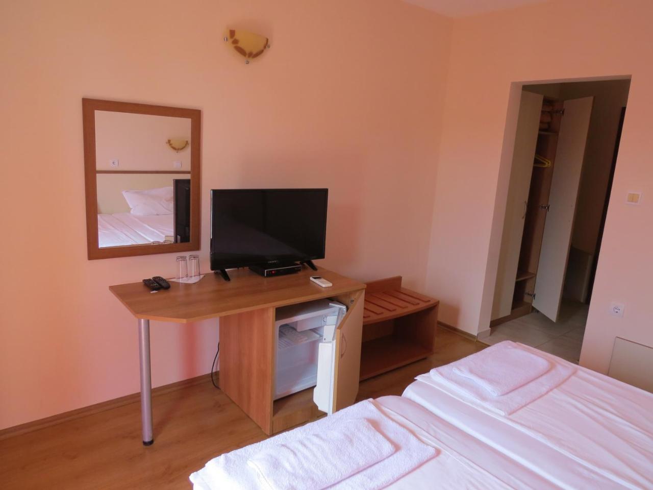 Family Hotel Dayana Beach ซิเนโมเร็ท ภายนอก รูปภาพ