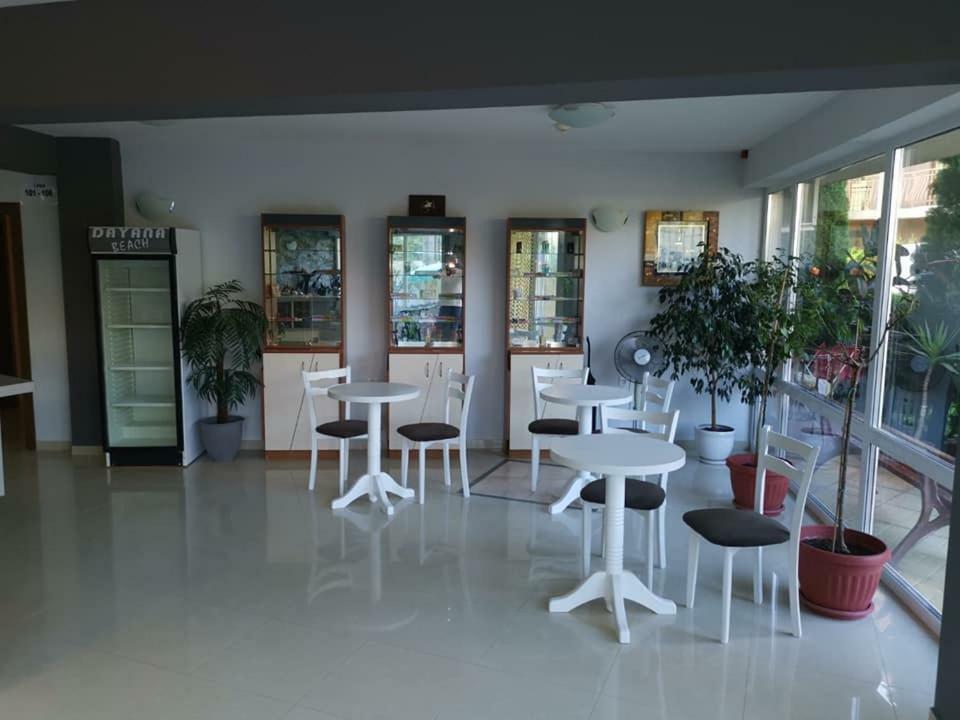 Family Hotel Dayana Beach ซิเนโมเร็ท ภายนอก รูปภาพ